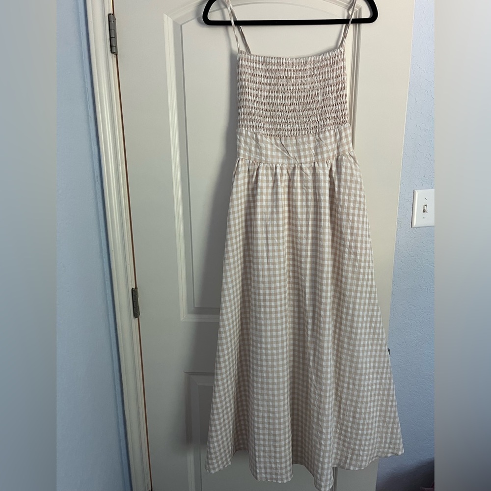 Fore light peach checkered midi dress